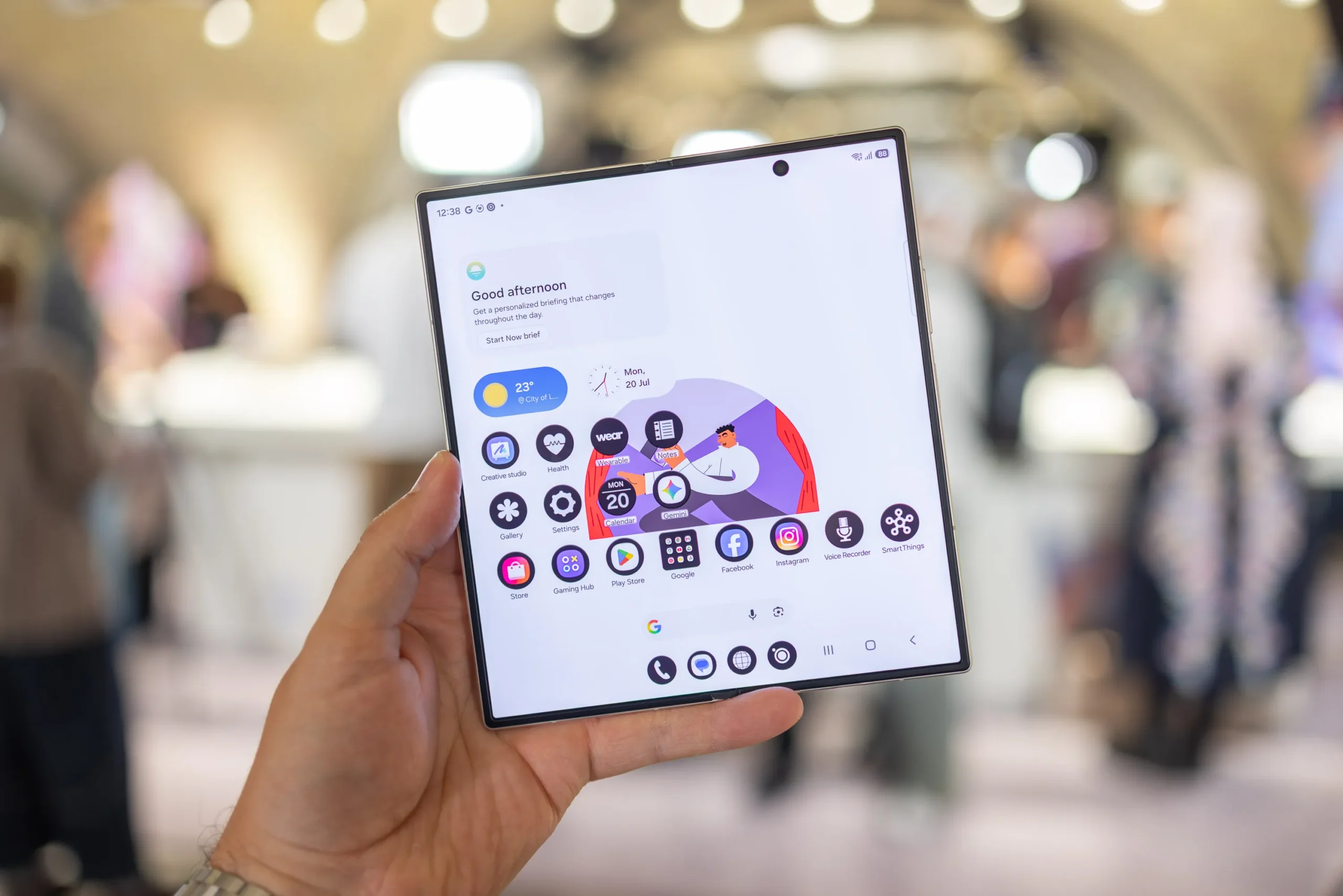samsung-galaxy-z-fold-8-ultra-unpacked-cnet-lanxon-16